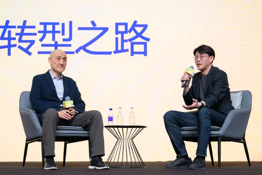 让 AI 做 AI 擅长的事，让人更像人
